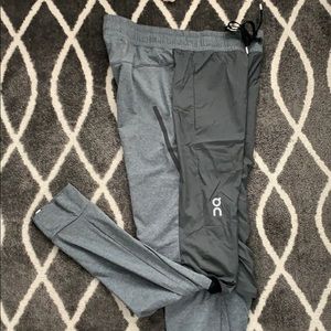 ON Running Pants Size Small